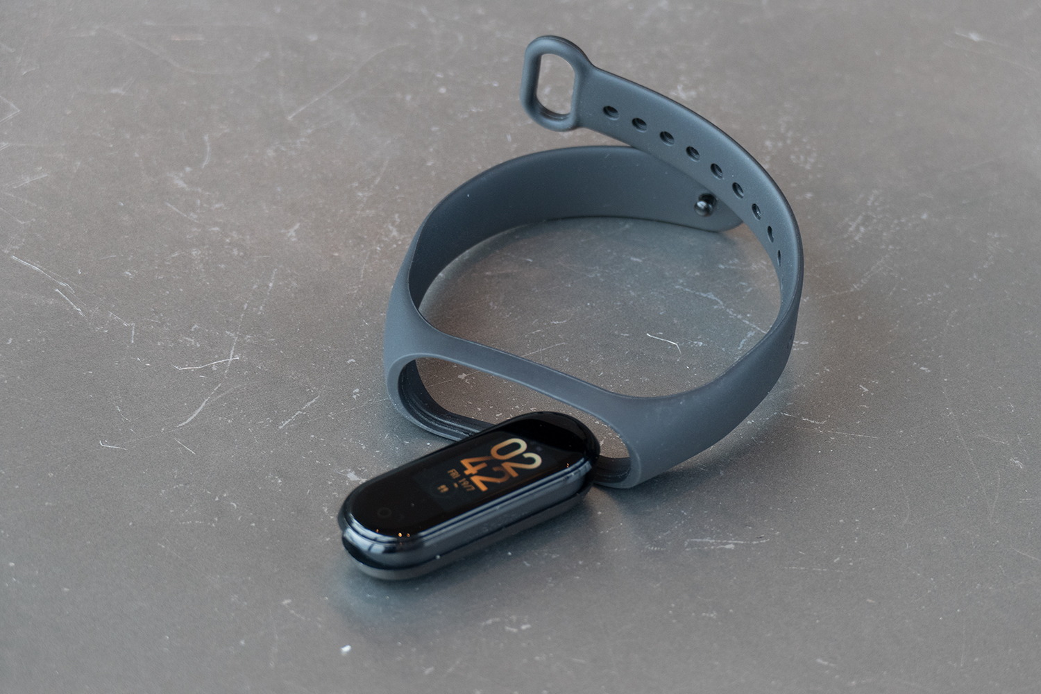 Mi smart band 4 on sale iphone