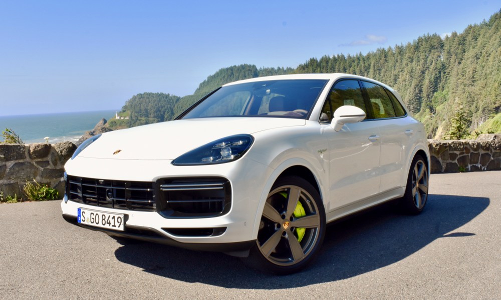 2020 Porsche Cayenne Turbo S E-Hybrid first drive review