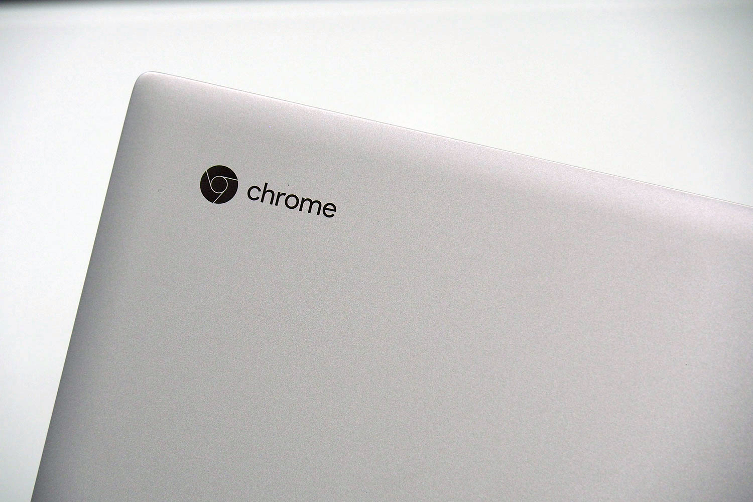 Top ASUS 17.3 inch chromebook