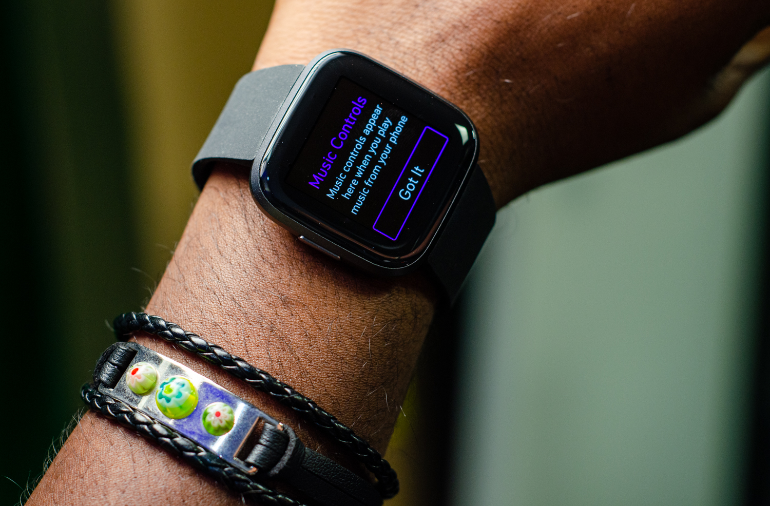 Fitbit Versa 2 vs. Fitbit Versa Digital Trends