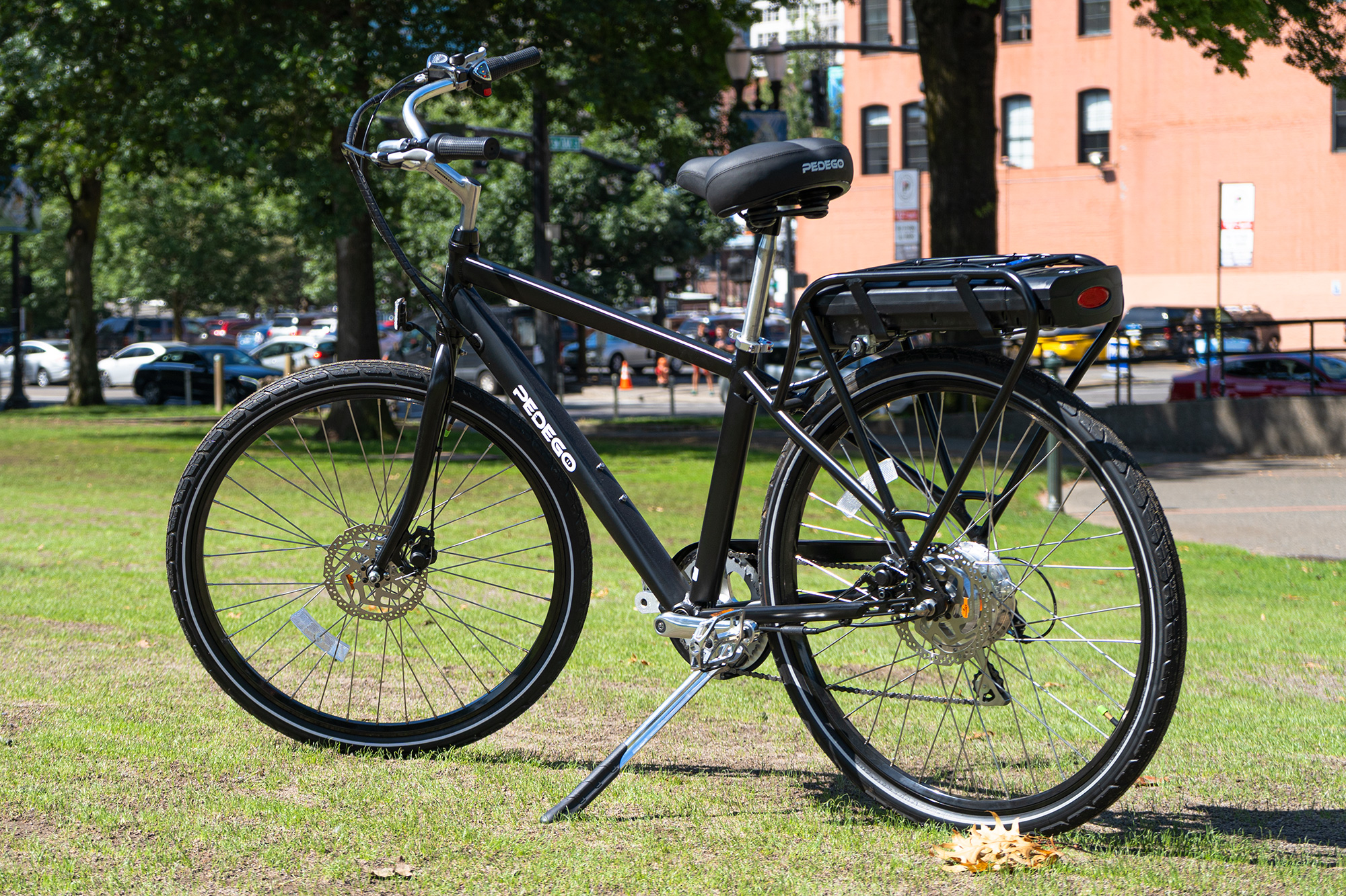 City commuter electric online bike