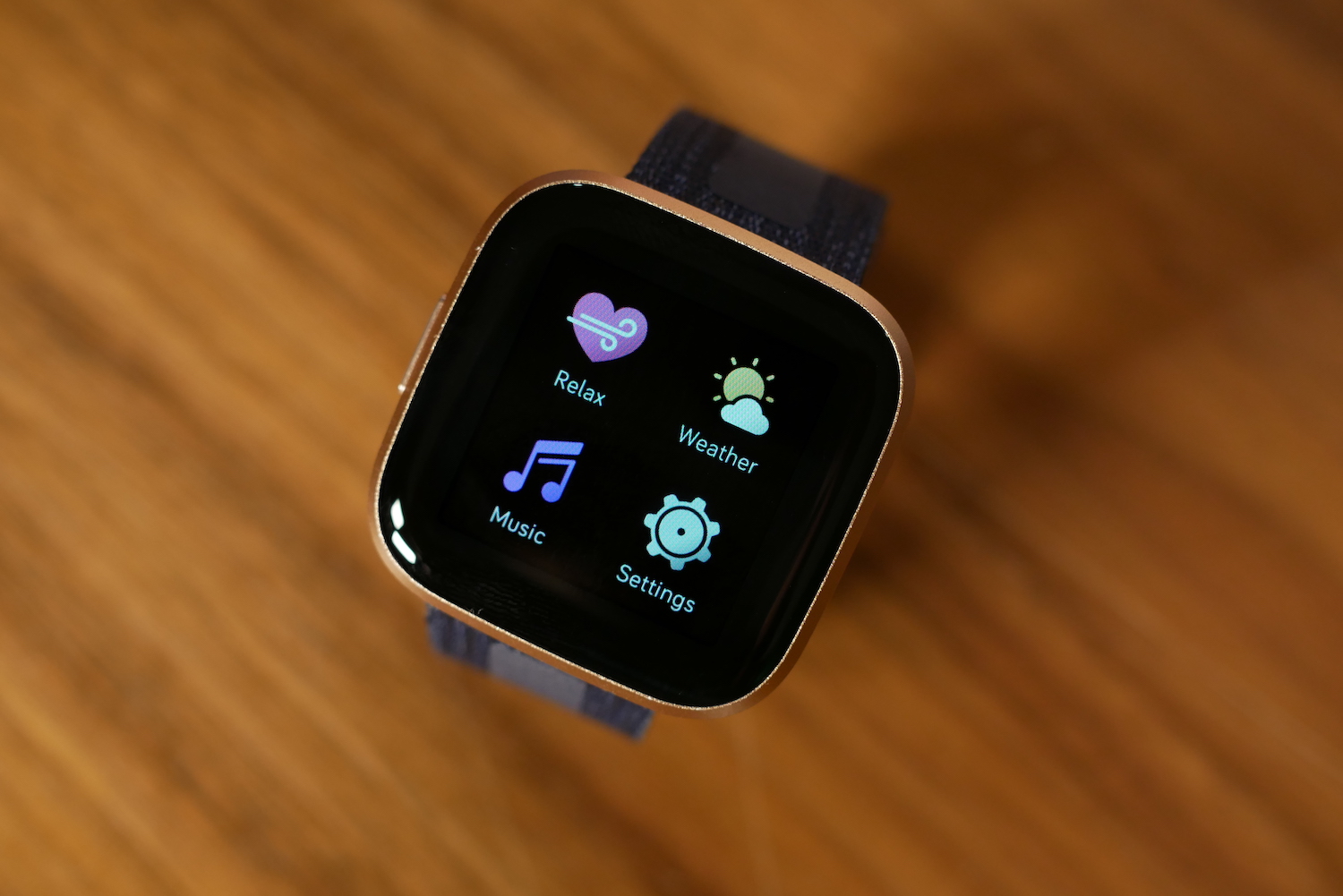 Fitbit versa 2 online design