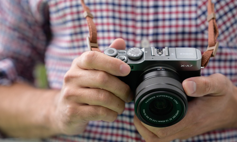 fujifilm x a7 review dm 8 in hand