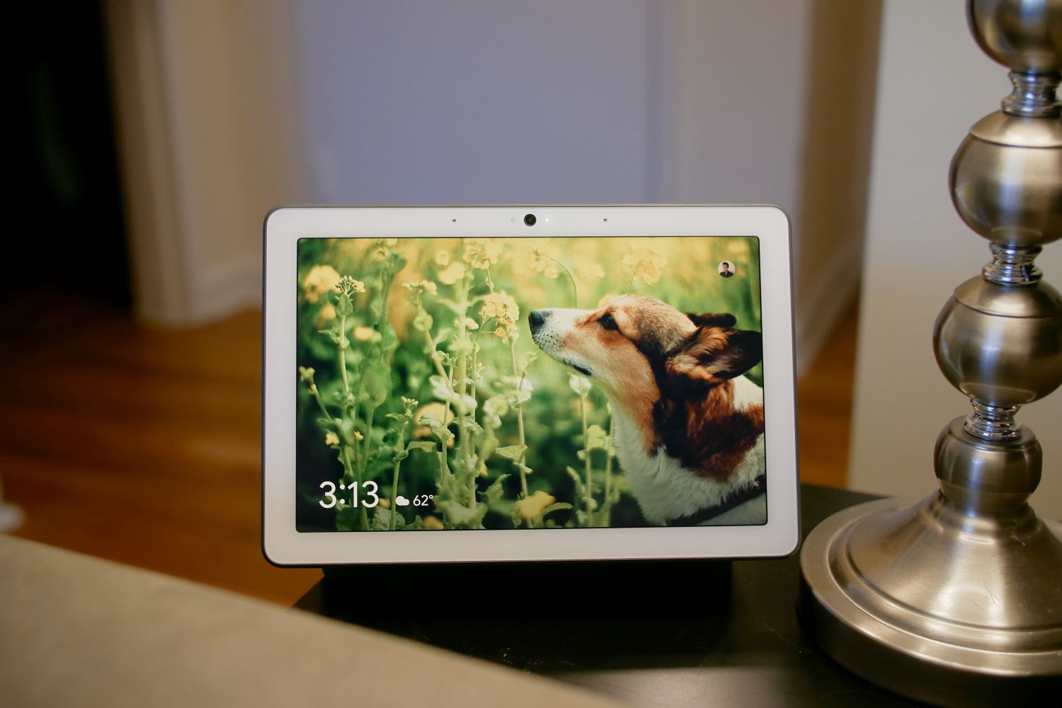 Google Nest Hub Vs. Nest Hub Max: Which Smart Display Is Better ...