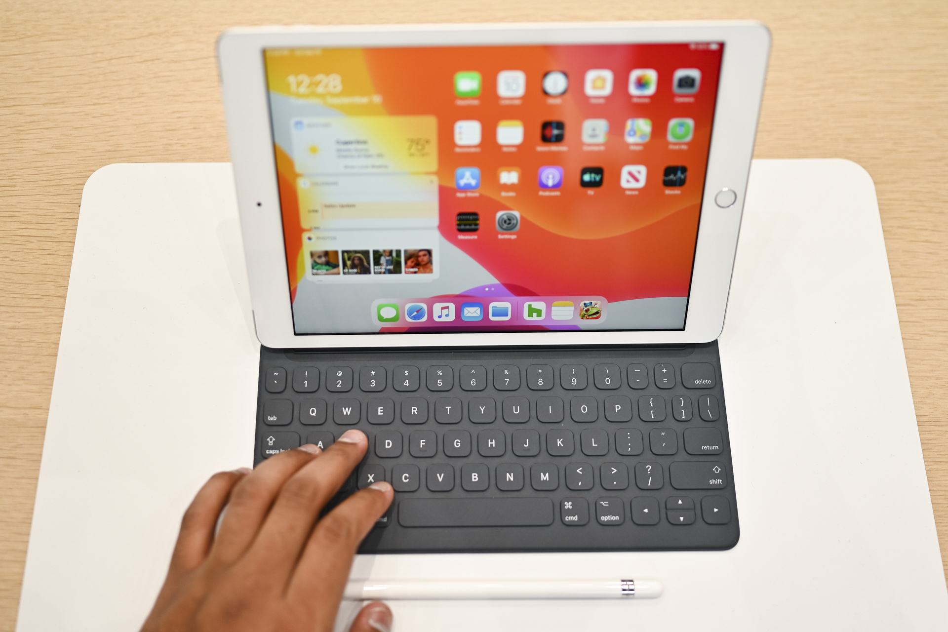 Apple IPad (2019) Vs. IPad (2018) | Spec Comparison | Digital Trends