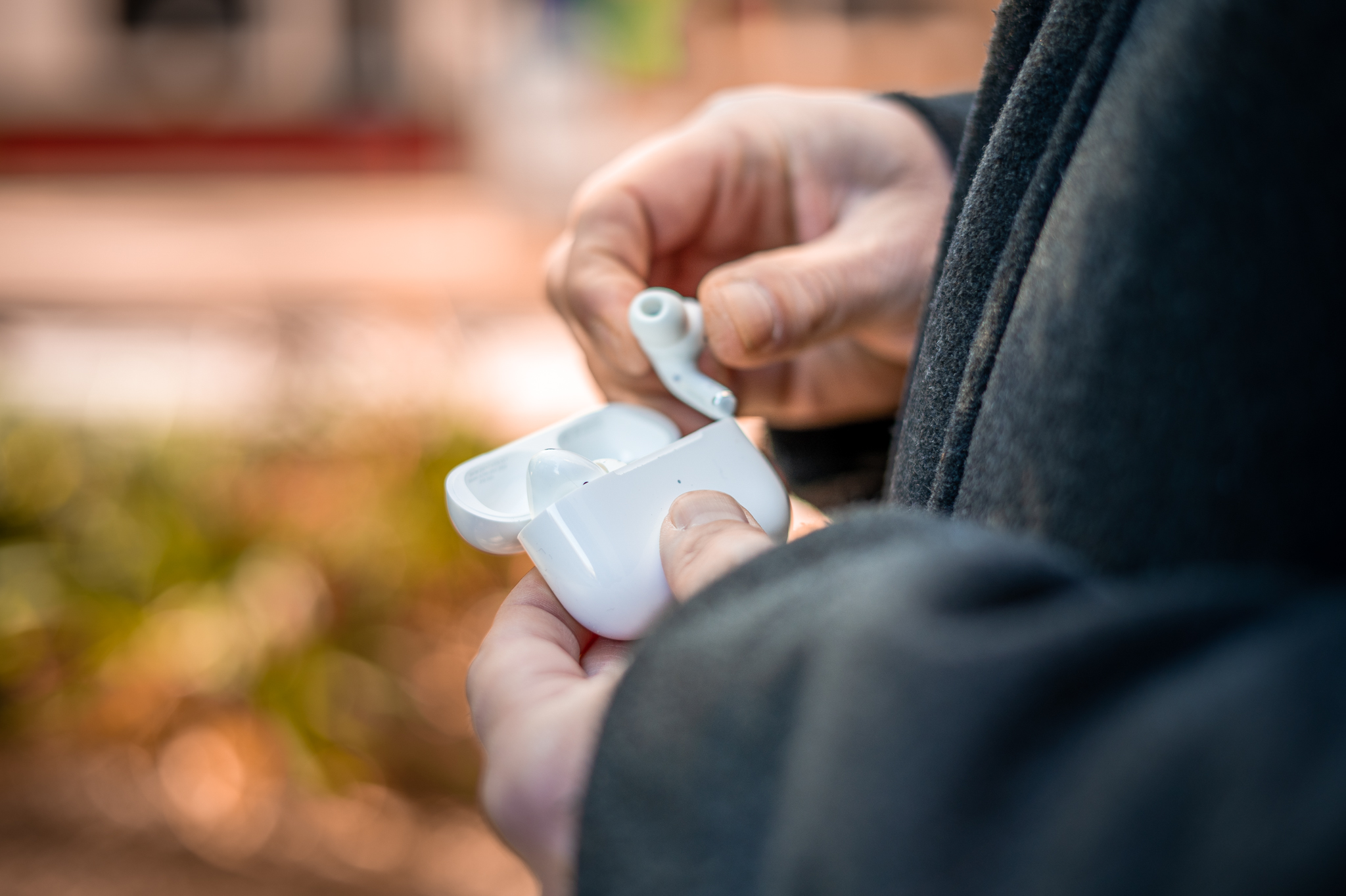 The Most Common AirPods Problems And How To Fix Them | Digital Trends