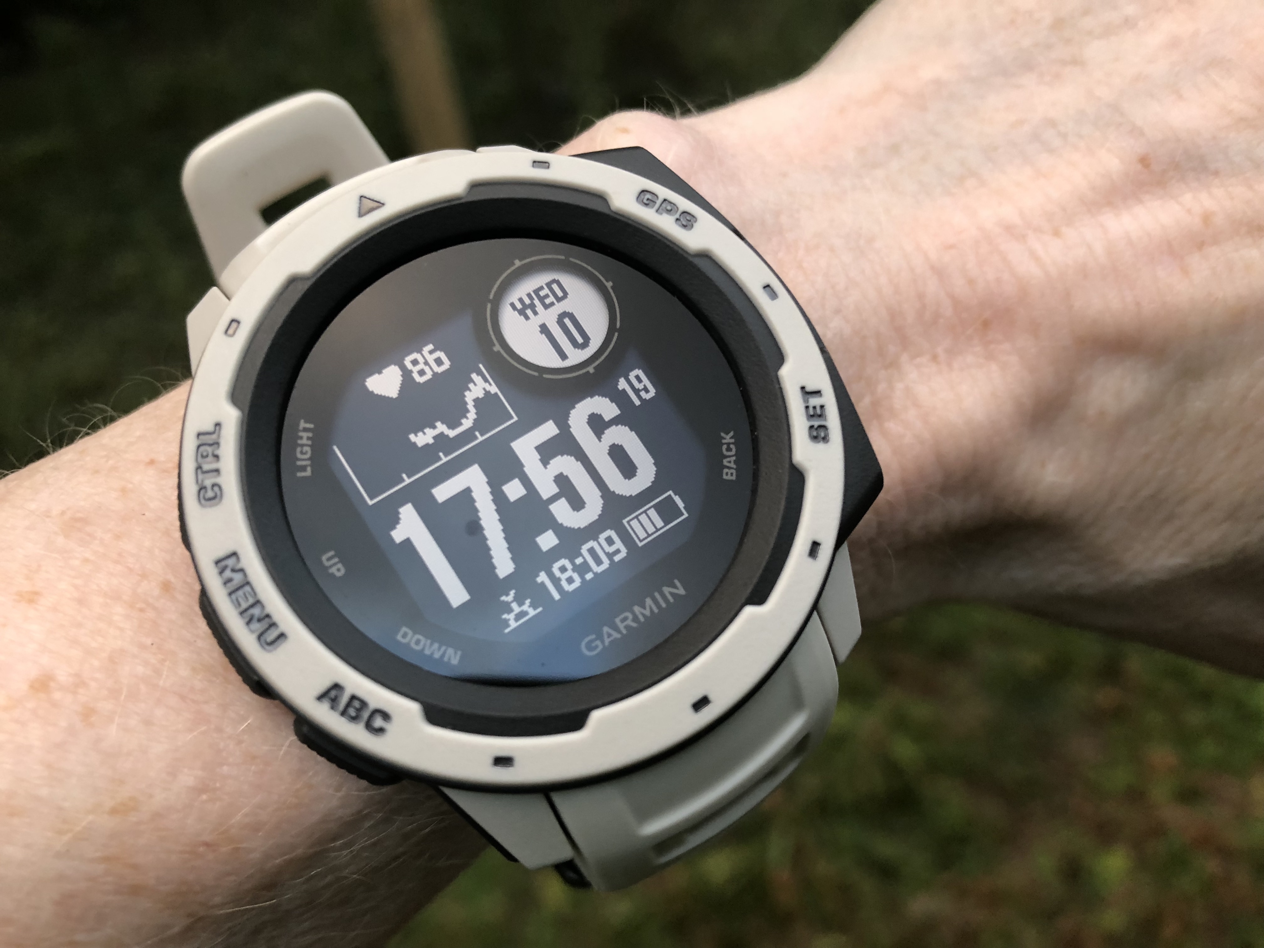 Garmin Instinct Review: An Affordable Adventure Watch for