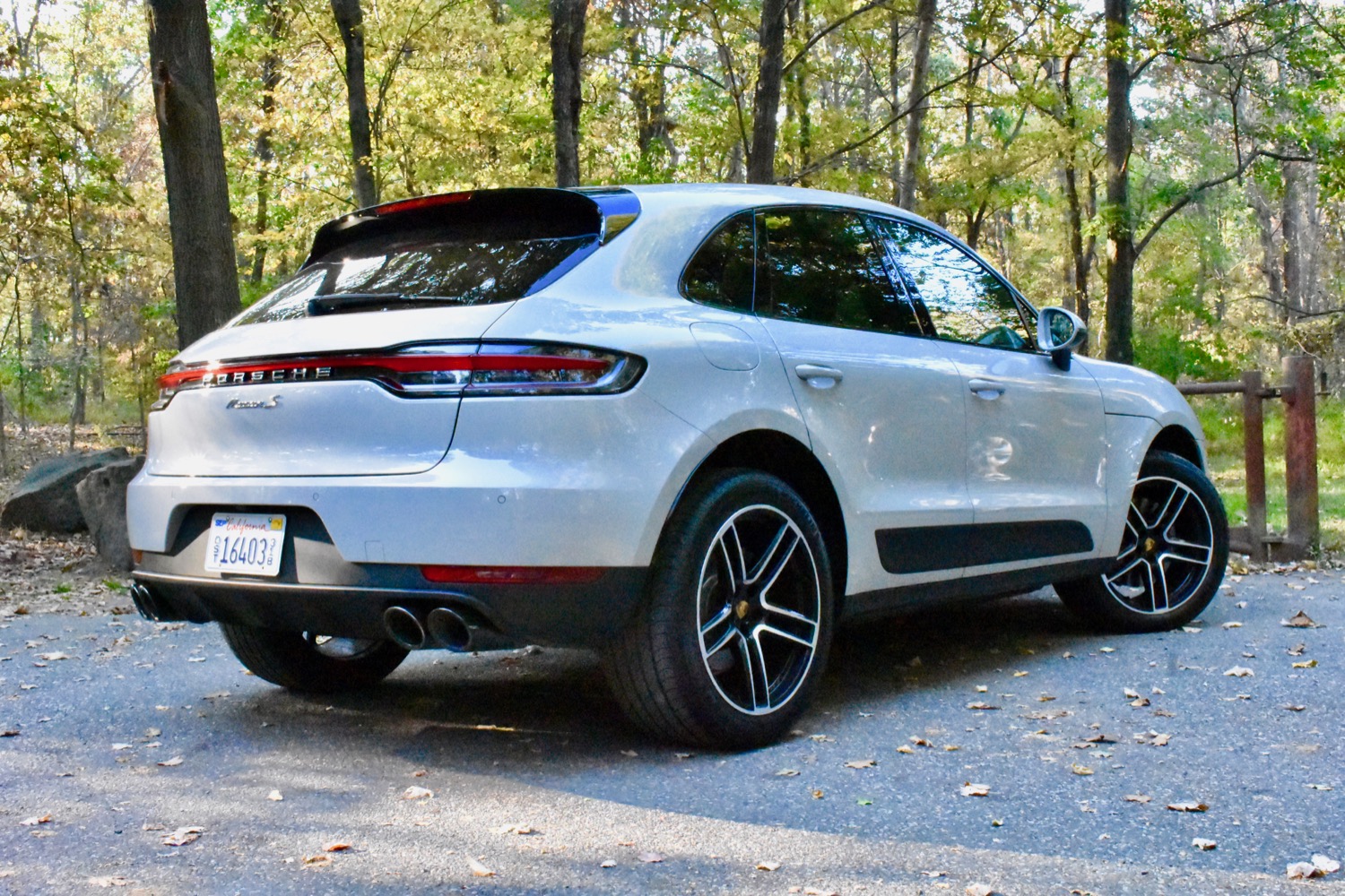 2019 porsche macan s review 2