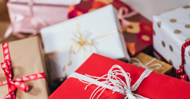 https://www.digitaltrends.com/wp-content/uploads/2019/12/holiday-gifts.jpg?resize=800%2C418&p=1