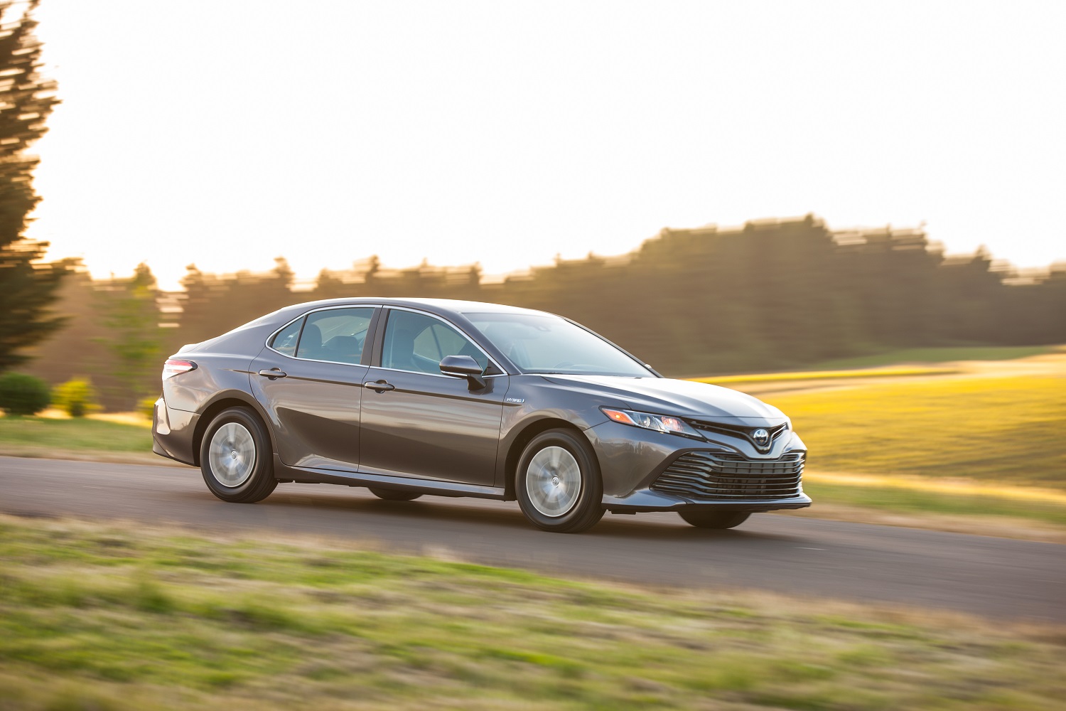 2020 Toyota Camry Hybrid Review It s Great But Buy The LE