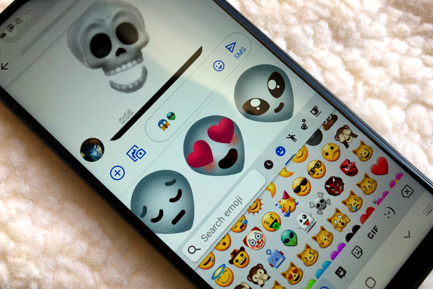 create emoji and add to keyboard