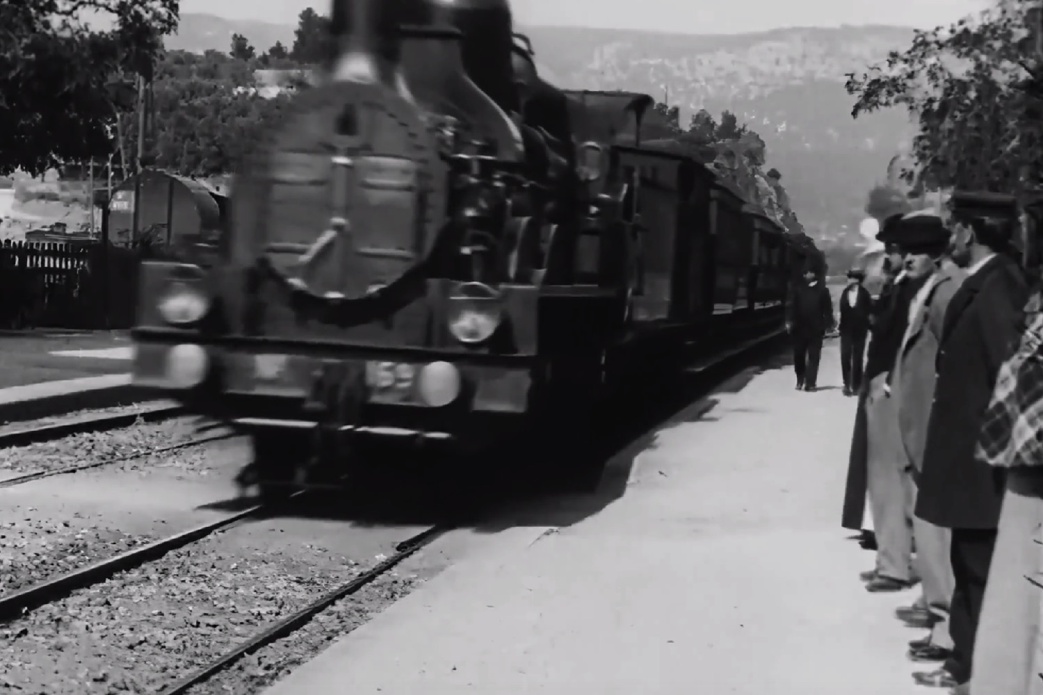 A.I. Upscaling Makes 1896 Film Look Like It Was Shot In 4K | Digital Trends