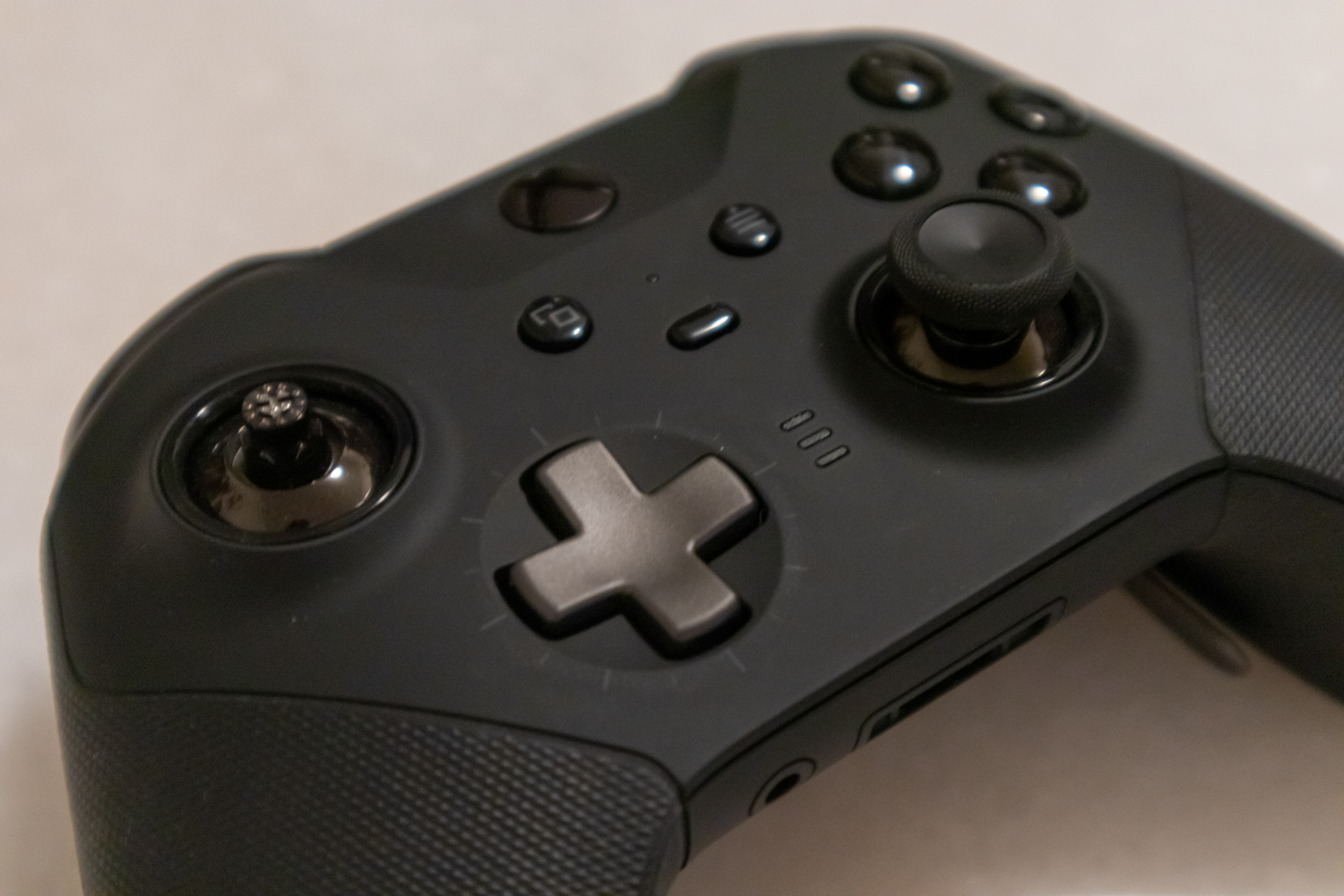 Microsoft Xbox Elite Wireless Controller Review: One of the Best