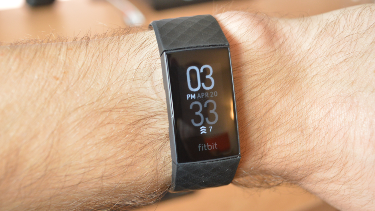 Fitbit charge 4 online no display