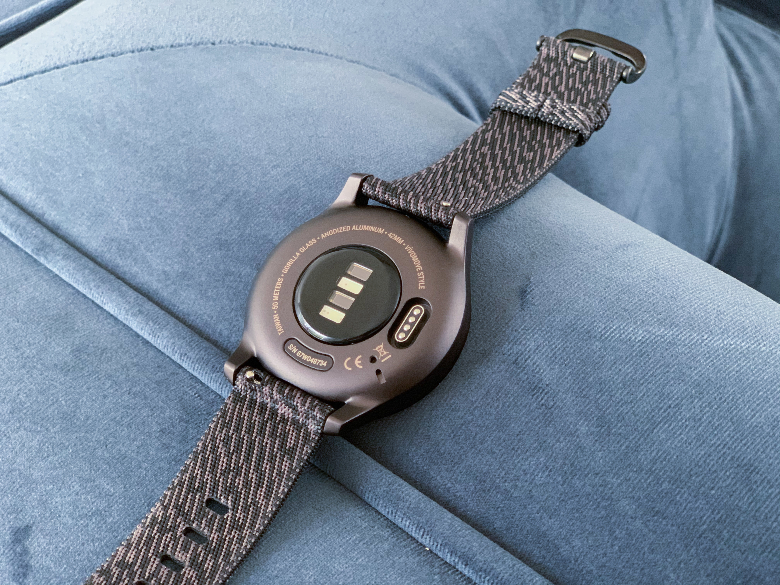 Garmin Vivomove Style Review