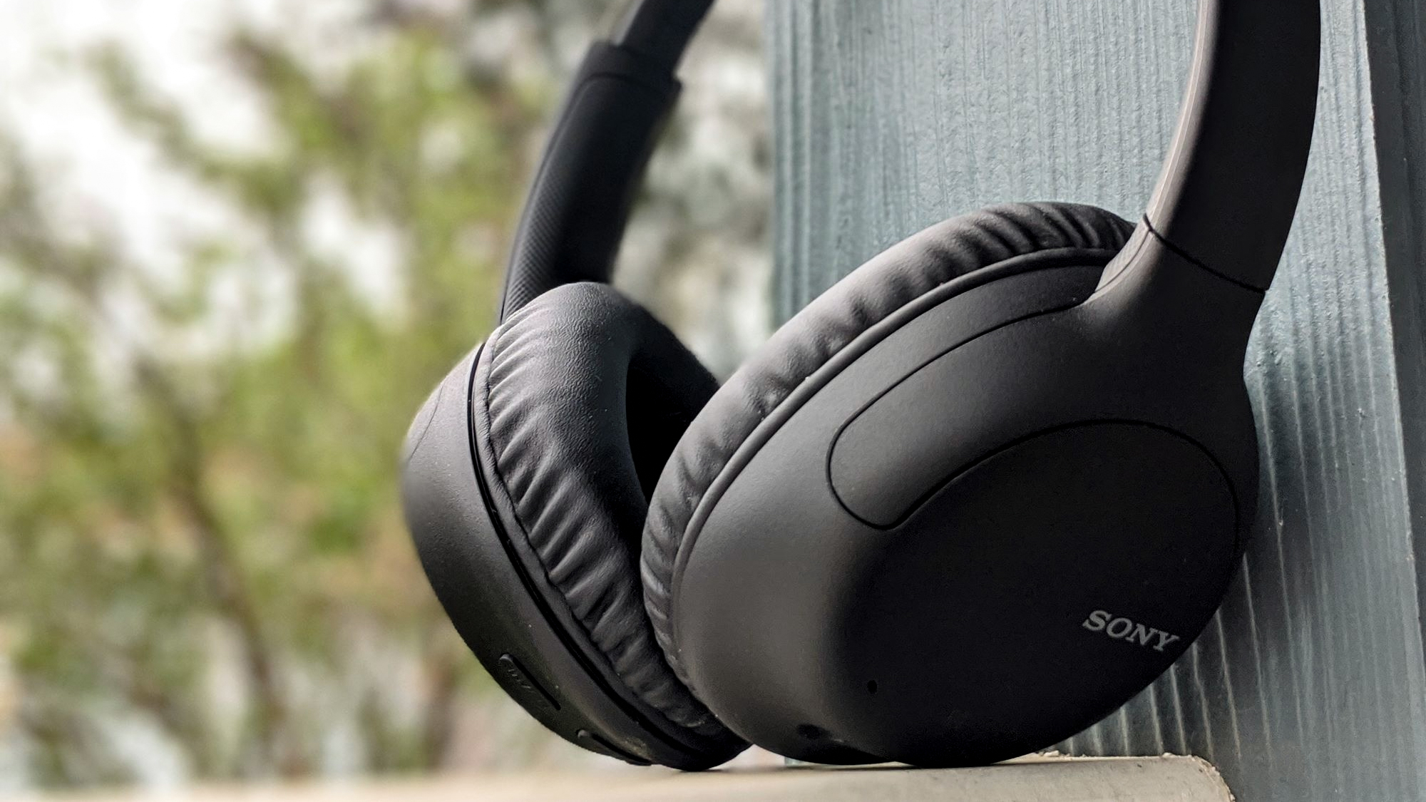 Sony WH-CH710N Headphones Review - Reviewed