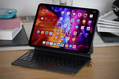 Transform Your iPad into a MacBook with This Keyboard Cover | Digital ...