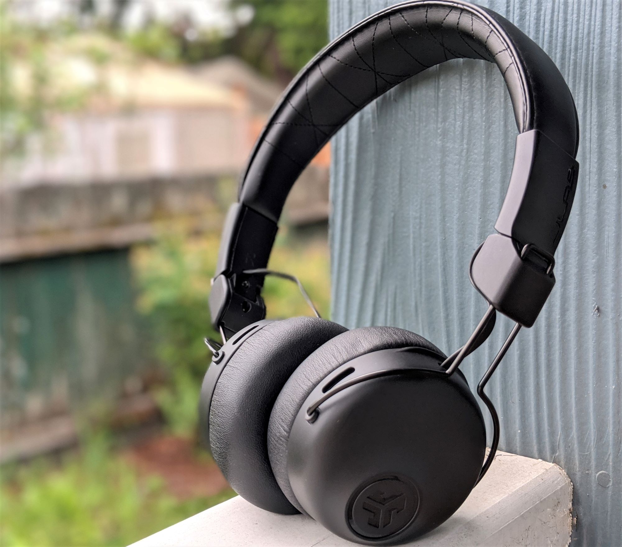 Studio discount headphones wireless