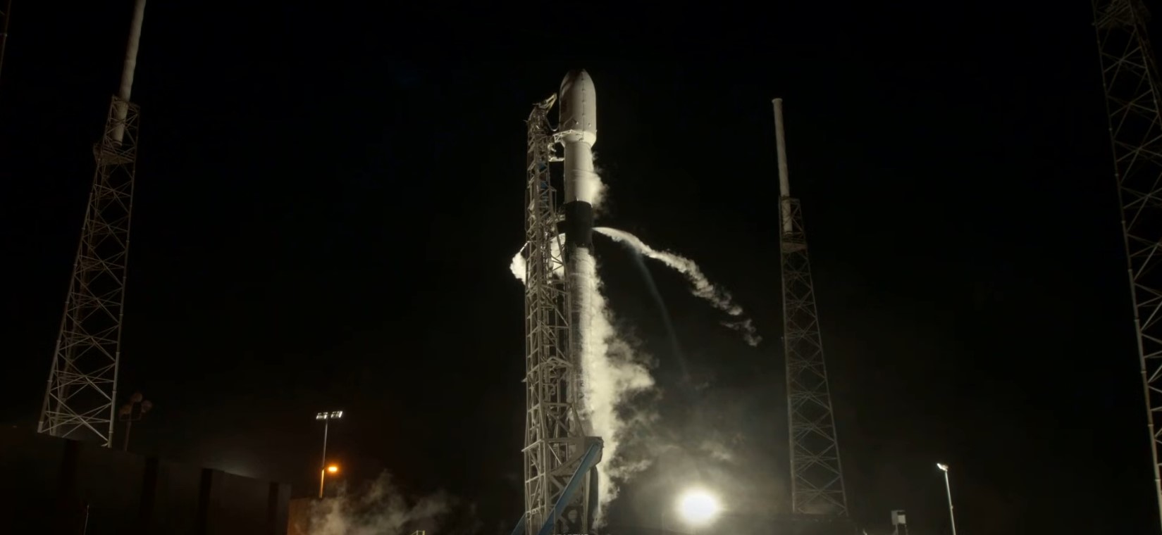 Spacex's First Starlink Satellite Rideshare Launch A Success | Digital ...