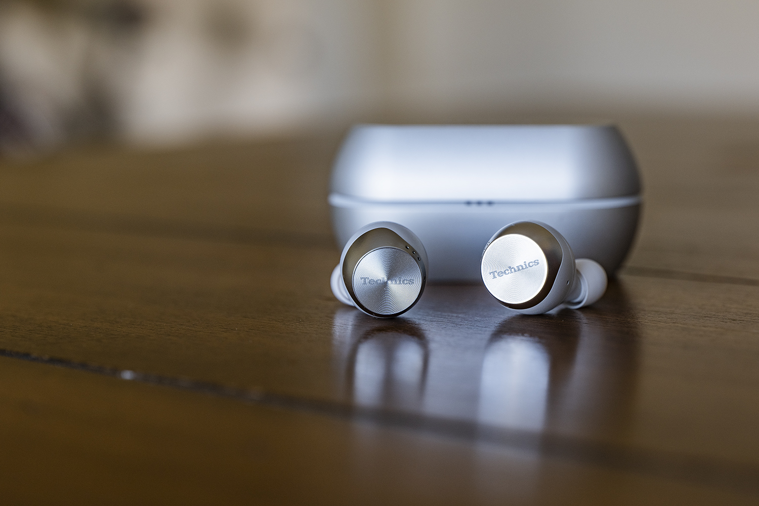 The Technics TWS Earbuds Sound Good, but Isolate Even Better