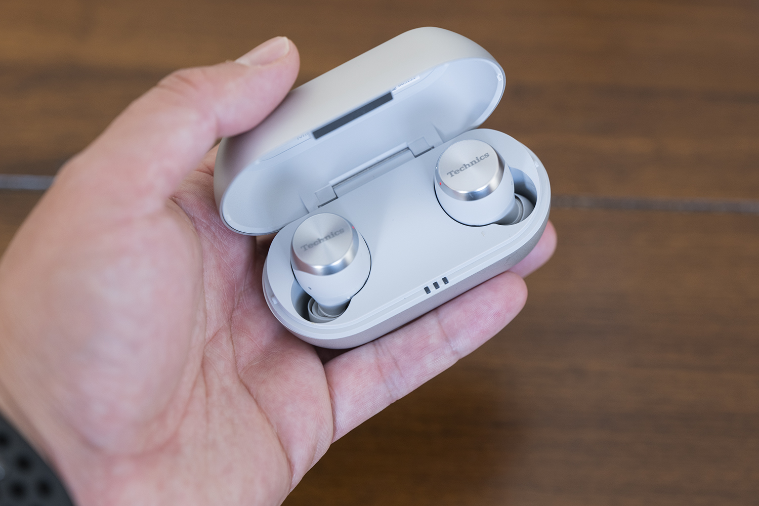 The Technics TWS Earbuds Sound Good, but Isolate Even Better