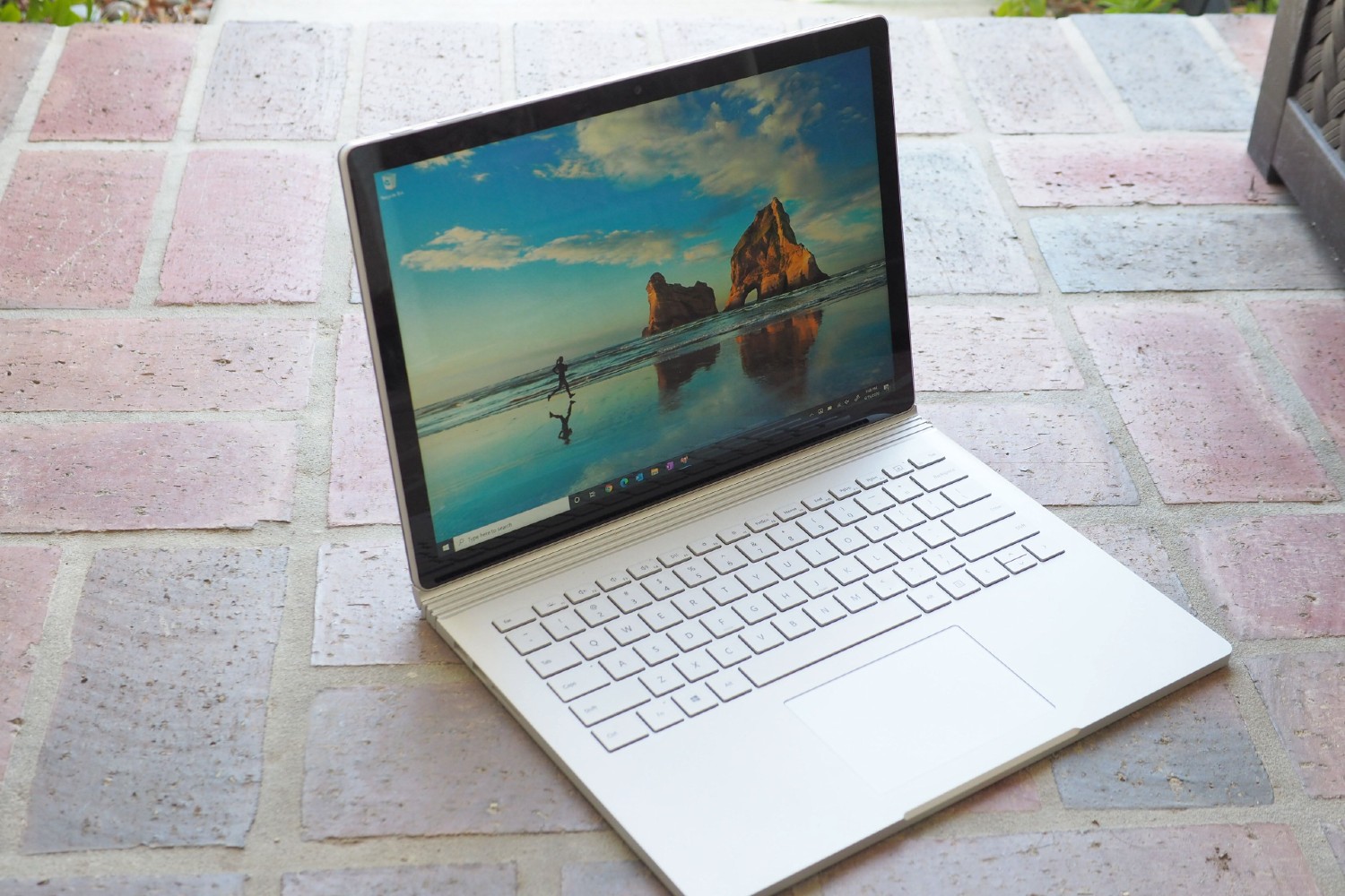 Microsoft Surface Book 3 13 Review: Portable and Powerful