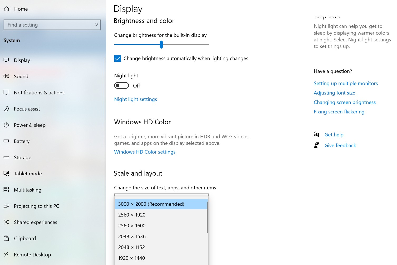 Windows 10 display settings.