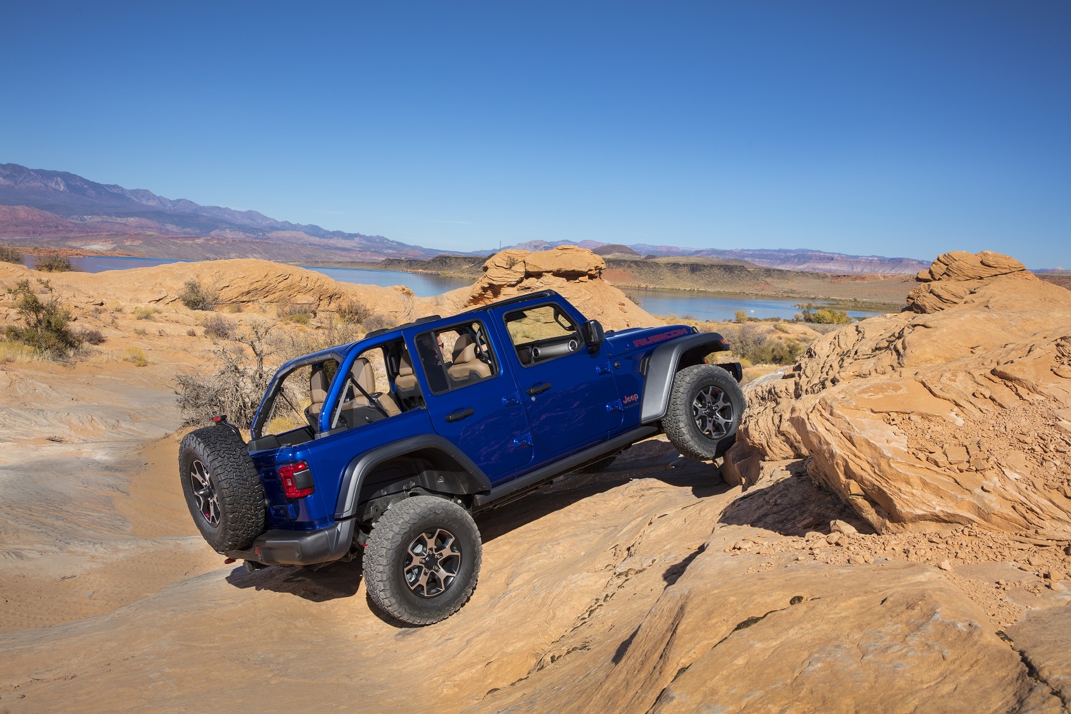 Jeep Wrangler vs. Jeep Wrangler Rubicon | Digital Trends