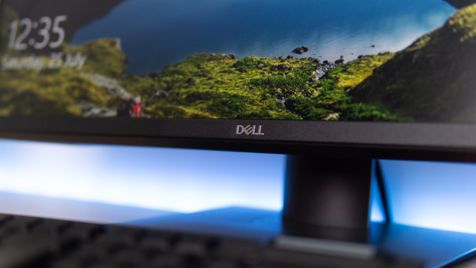 Dell 27 USB-C Monitor (P2720DC) Review: A Goldilocks Display