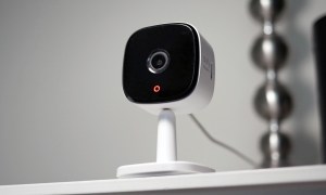 Eufy Security Indoor Cam 2K on table