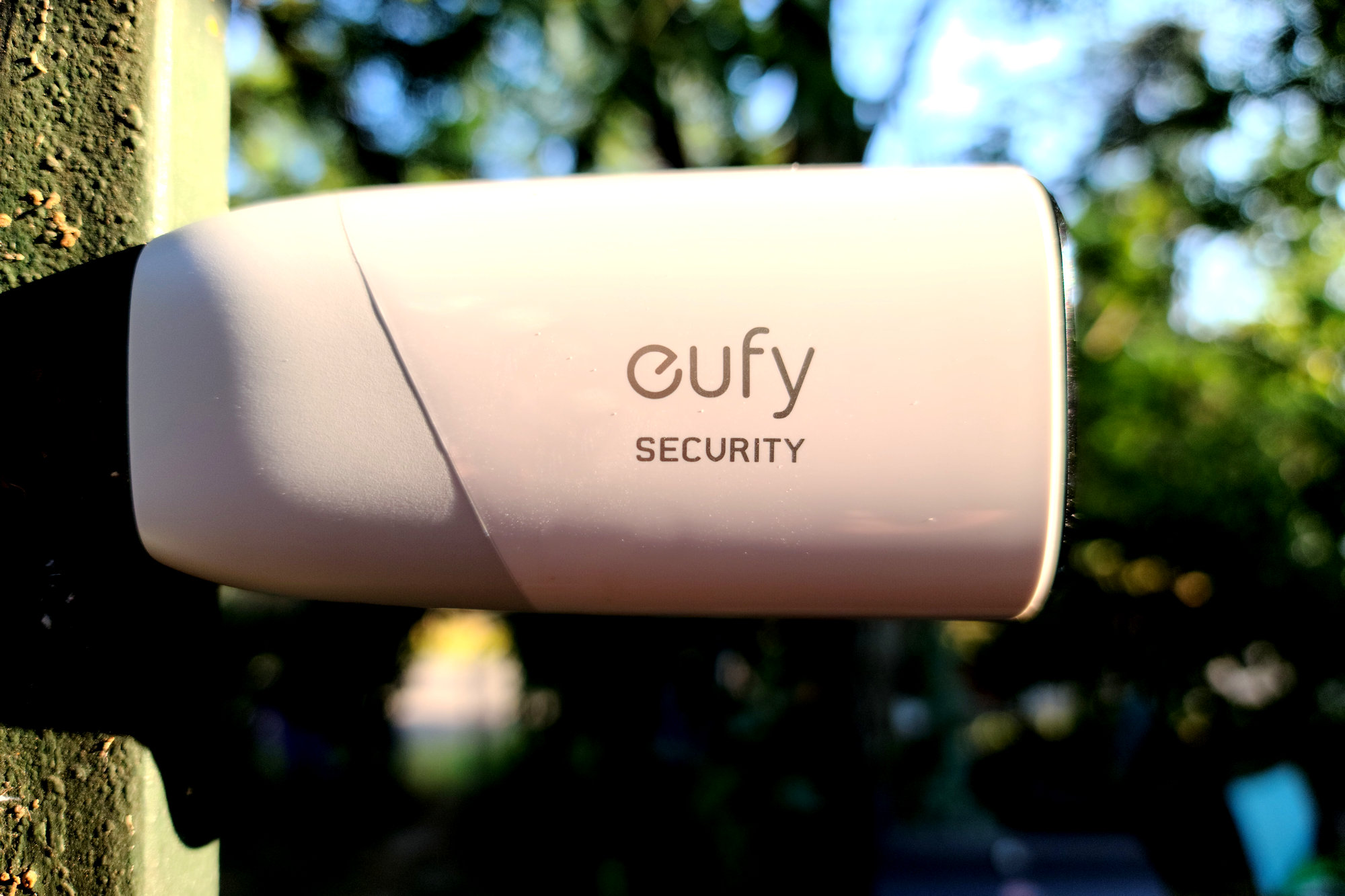 Eufy-Cam 2 Wireless Home Security Camera System | 1080p | No Monthly Fees |  Indoor/Outdoor | White | T88411D1