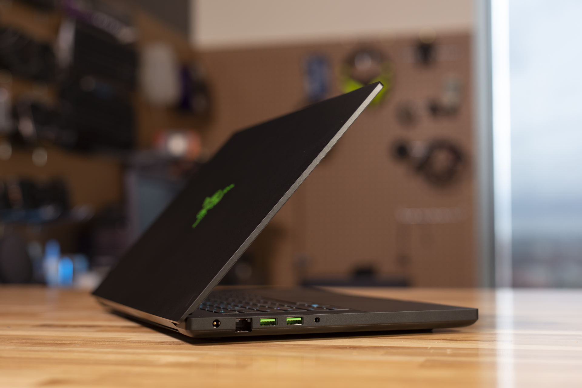 Razer Discontinues Blade Base Model Gaming Laptops | Digital