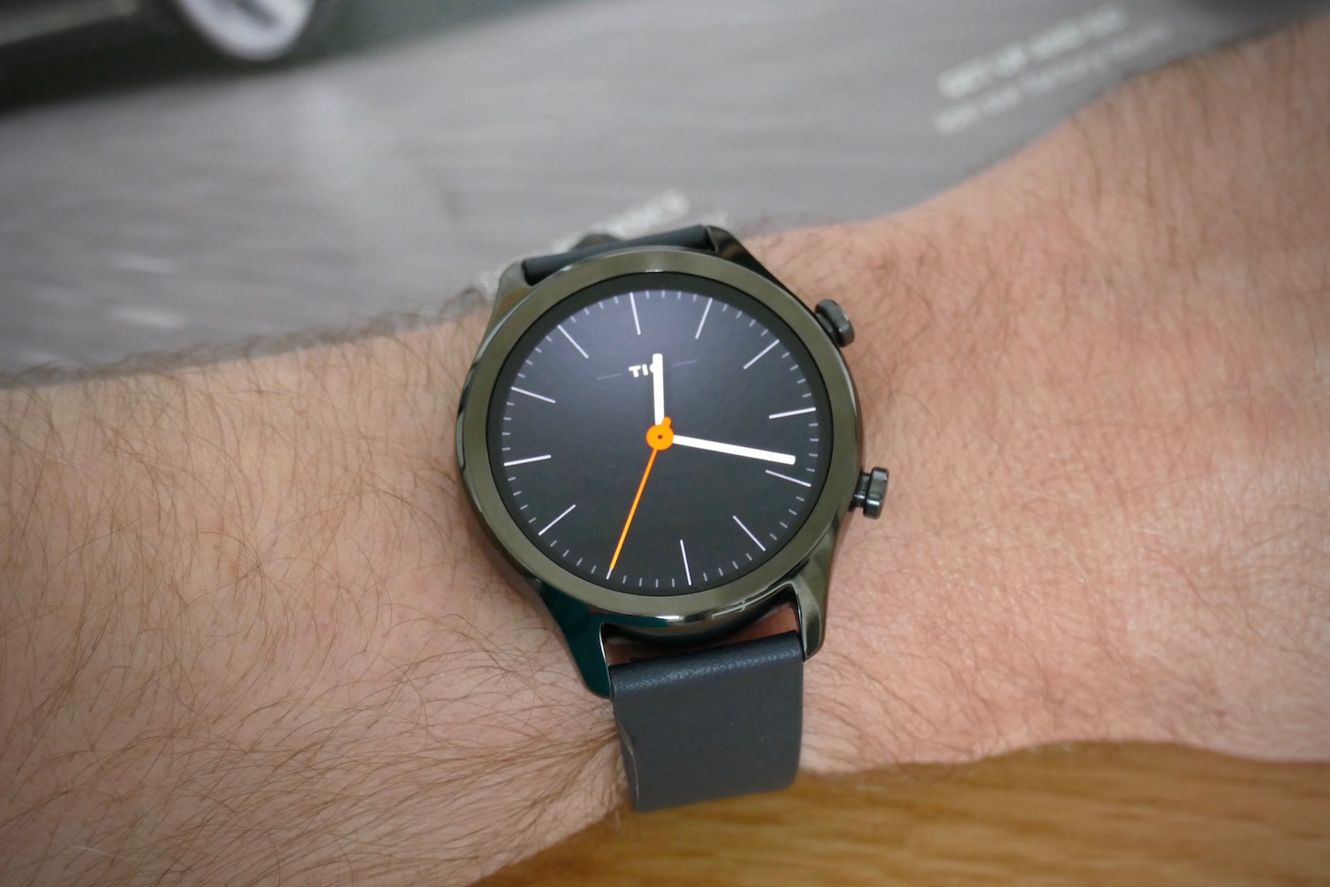 mobvoi ticwatch c2 plus review classic black face