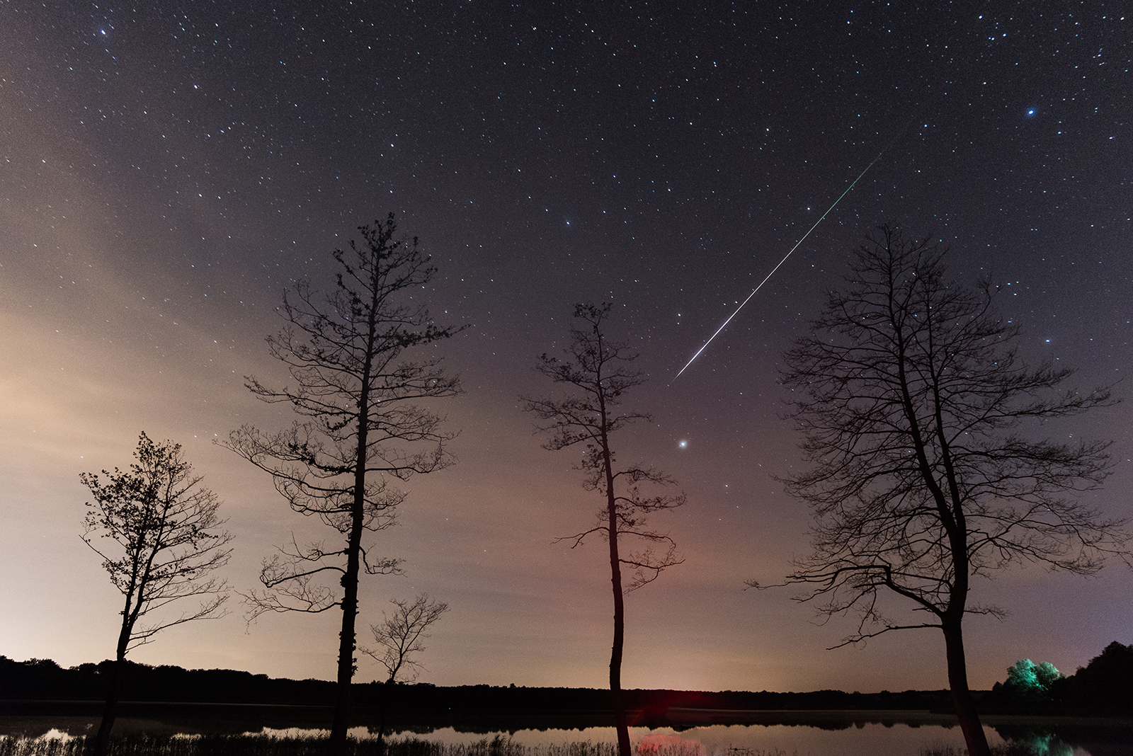 How To Watch The Spectacular Leonid Meteor Shower Tonight - TrendRadars