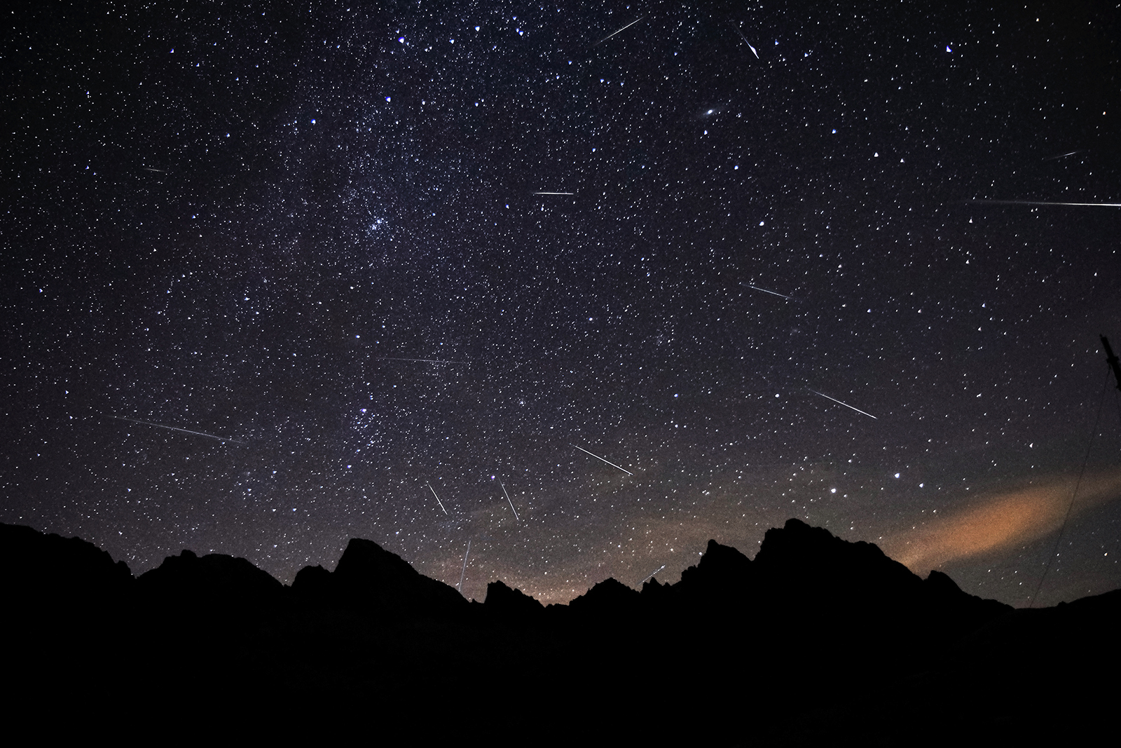 NASA's Latest Skywatching Tips Include A Comet And Europa | Digital Trends