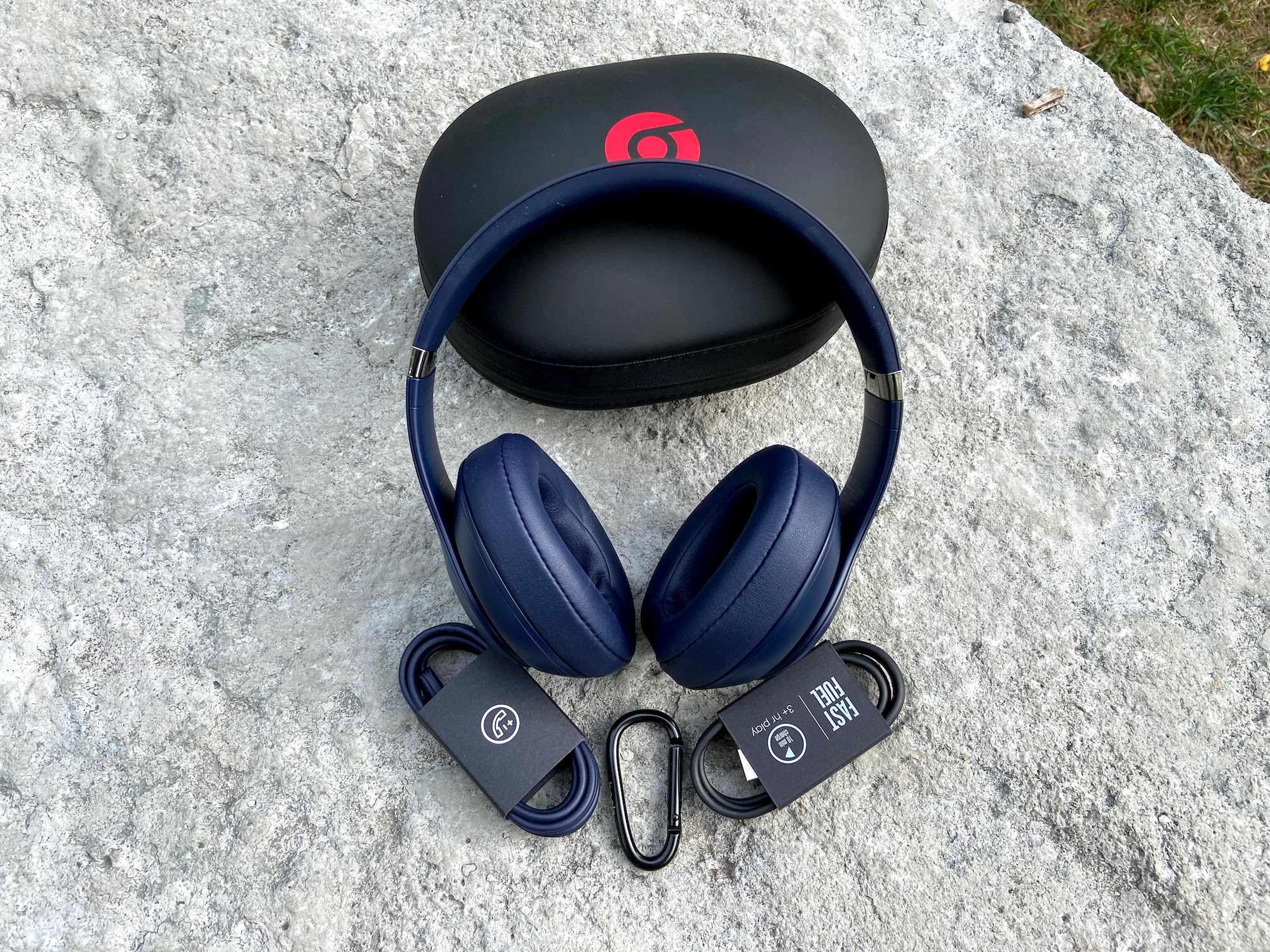 Beats studio3 blue hot sale