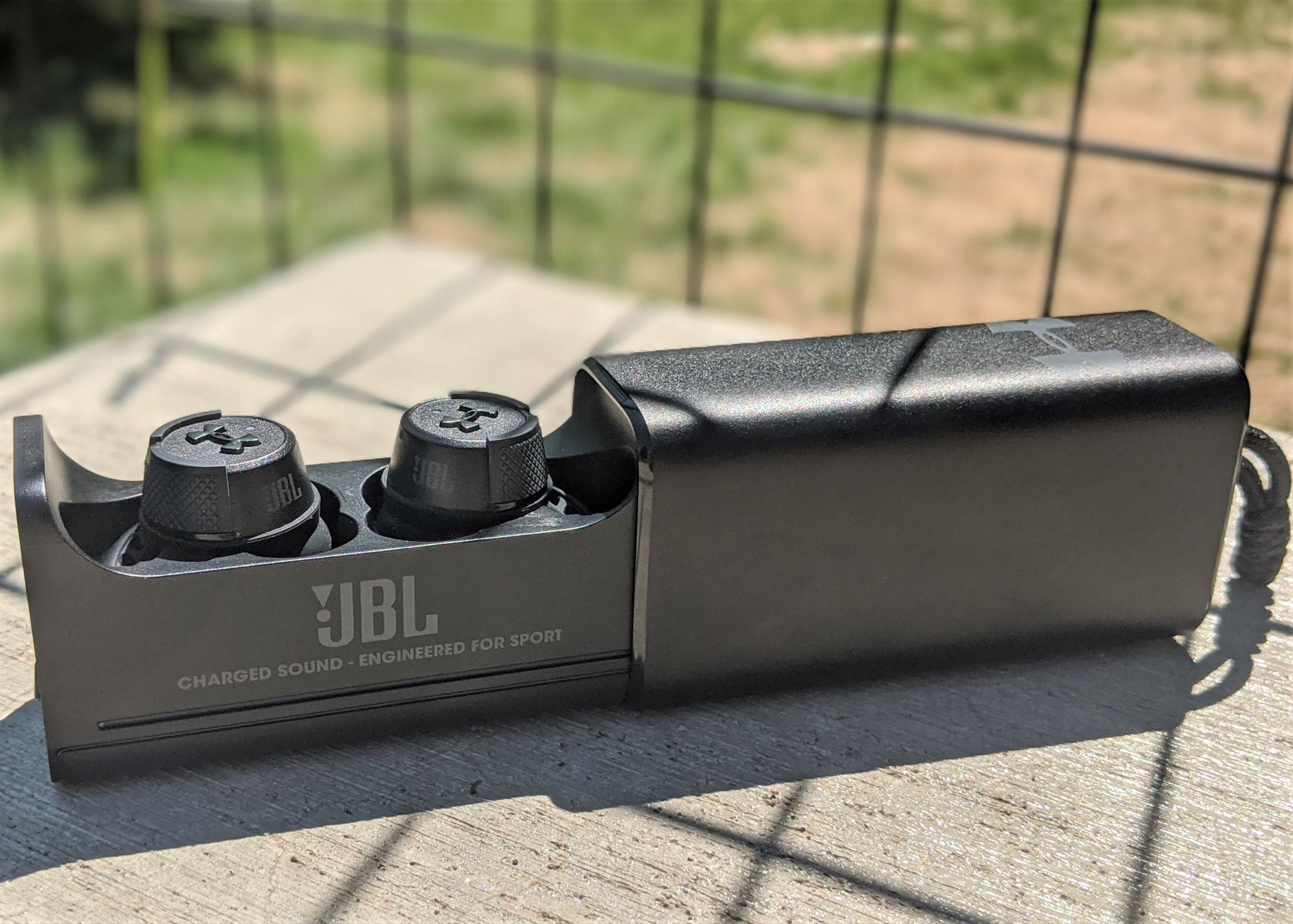 Jbl under armour true wireless flash volume discount control