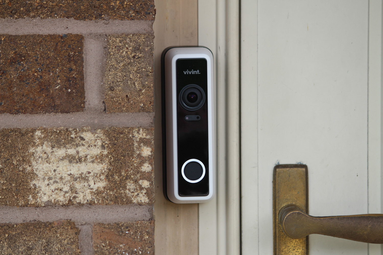 Vivint doorbell store camera not connecting