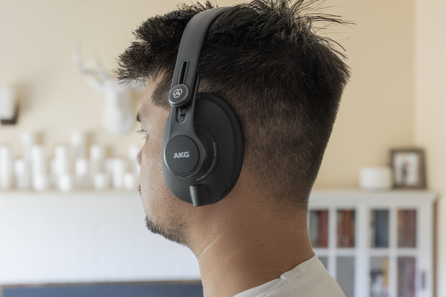 AKG K371 BT Headphones Review Portable Studio Monitors Digital