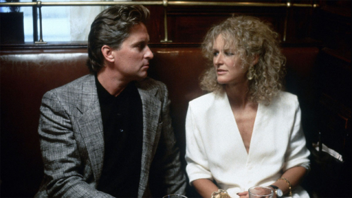 Michael Douglas y Glenn Close en Atracción fatal.