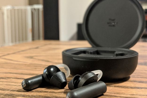 Huawei's Odd Earbuds Are The Most Comfortable I've Worn