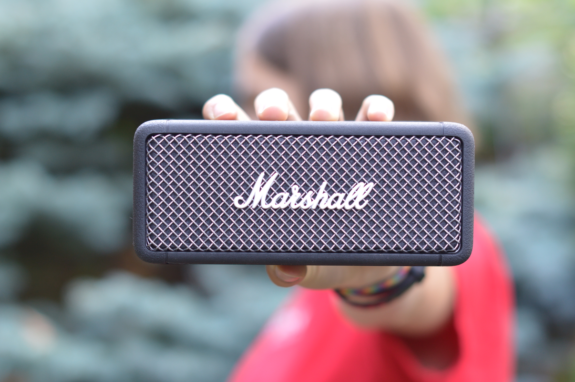  Marshall Emberton Bluetooth Portable Speaker - Black : Musical  Instruments