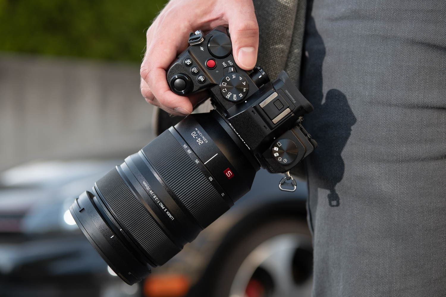 Panasonic Lumix S5 Mirrorless Camera with 24-70mm f/2.8 Lens