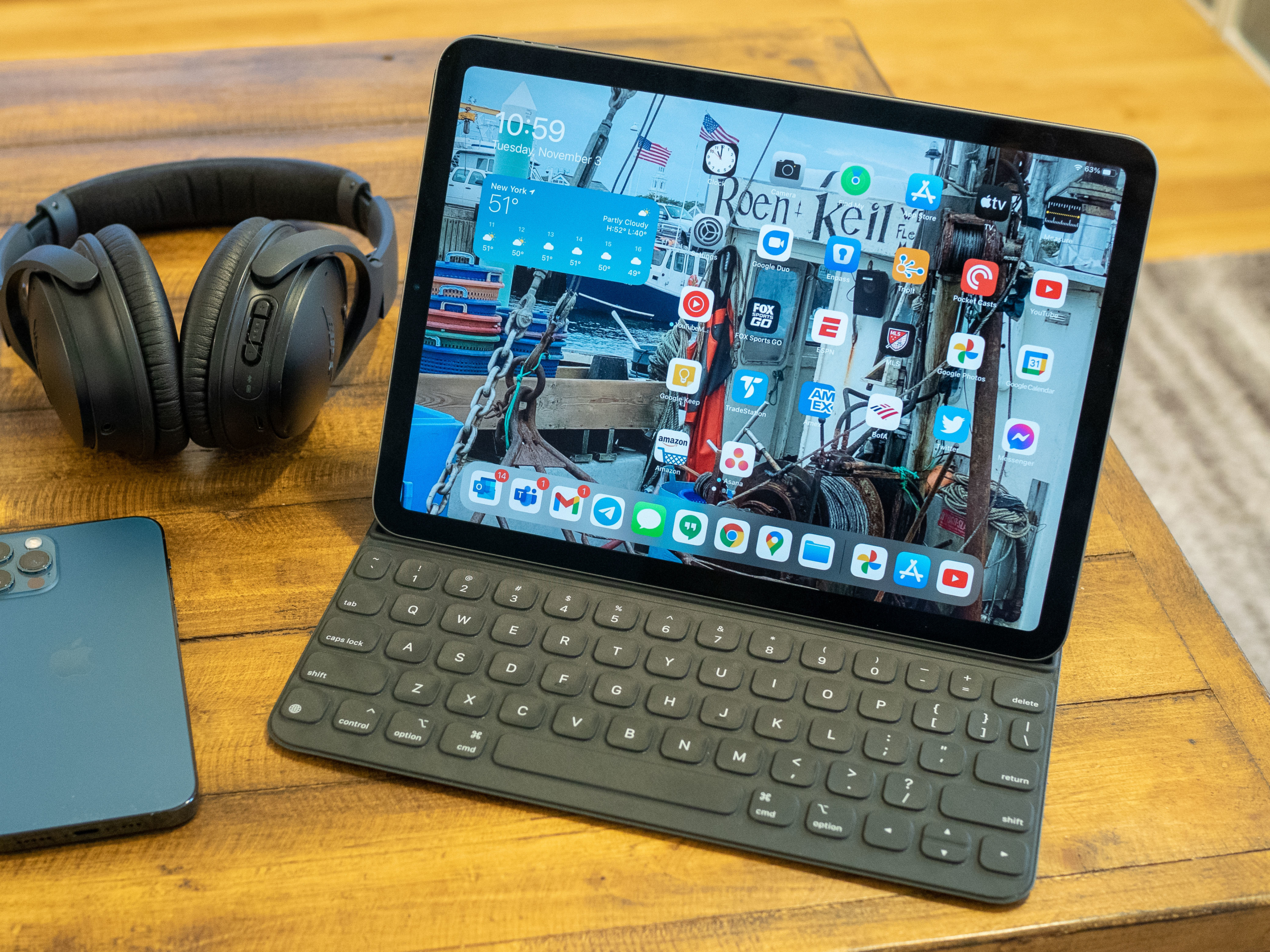 Apple iPad Air 4 Review: Like a More Affordable iPad Pro