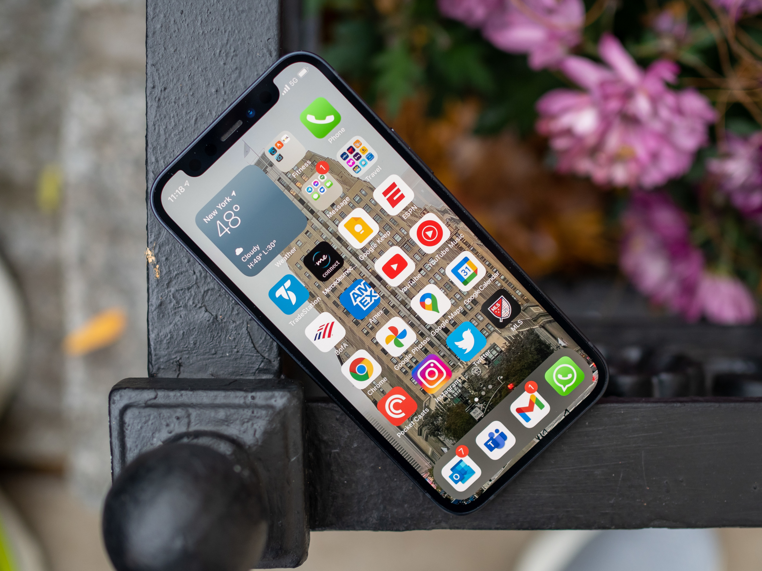 Apple iPhone 12 mini Review - Best 5G Phones