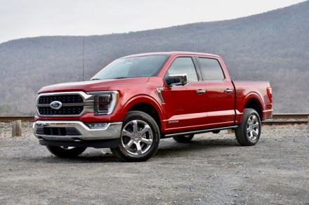 Ford offers 10-year warranty as EcoBoost engine-failure probe ends