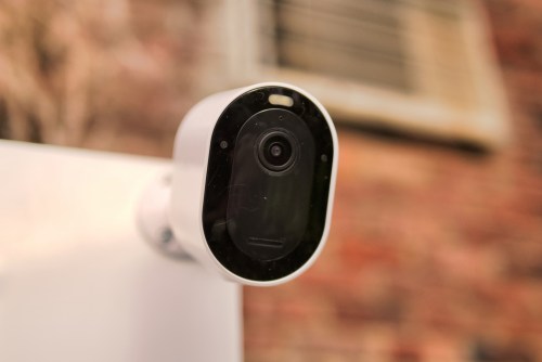 The new Ring Indoor Cam is the first with a physical privacy shutter - The  Verge