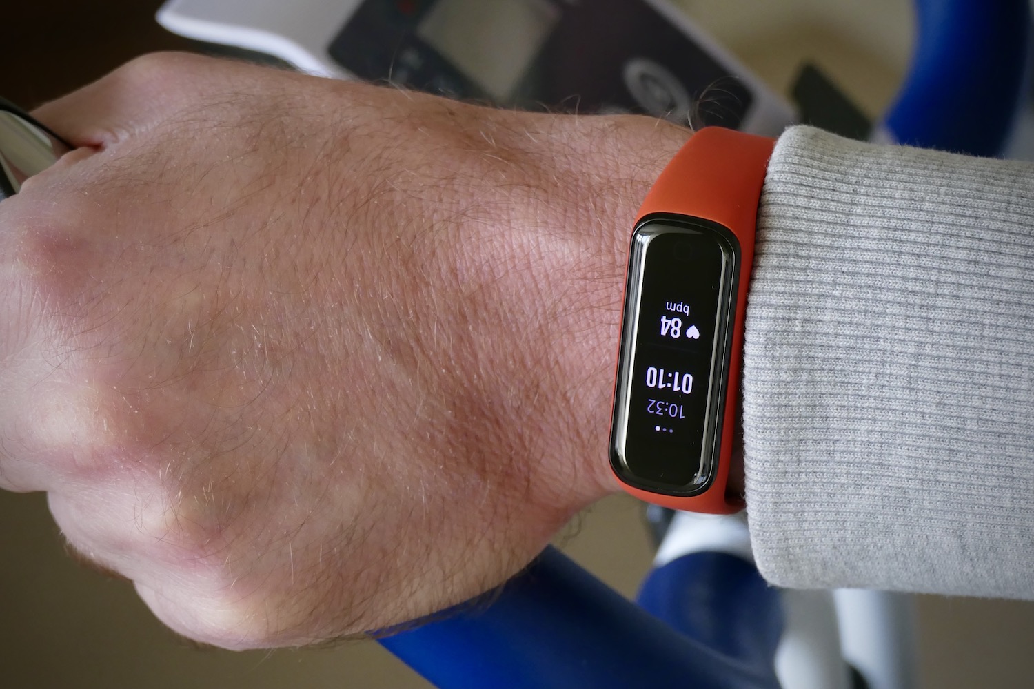Samsung Galaxy Fit 2 Review: Simple and Honest