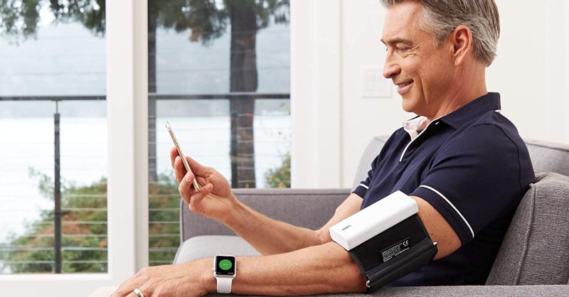 https://www.digitaltrends.com/wp-content/uploads/2020/12/qardioarm-blood-pressure-monitor-lifestyle-photo.jpg?resize=800%2C418&p=1