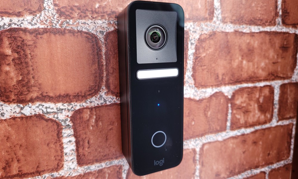 Circle View Doorbell mounted on brick.